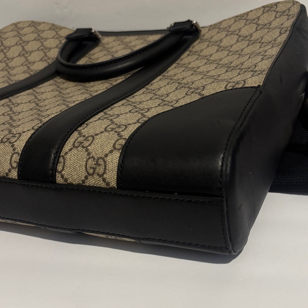 Gucci Beige and Black Briefcase - Picture 7 of 16